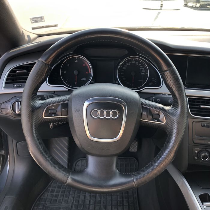 Продавам Audi A5