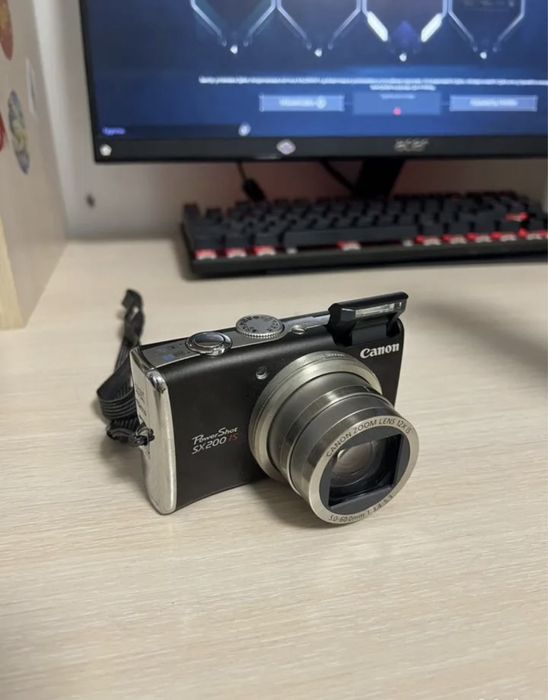 Canon powershot sx200
