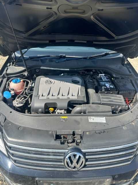 Dezmembrez VW Passat B7 sedan 2.0 tdi cutie manuala 6t,Tip CFF,An 2012