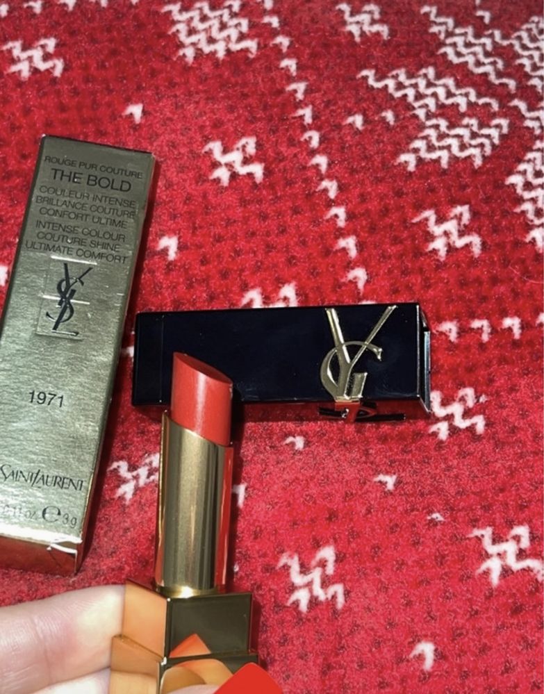 Ruj Yves Saint Laurent