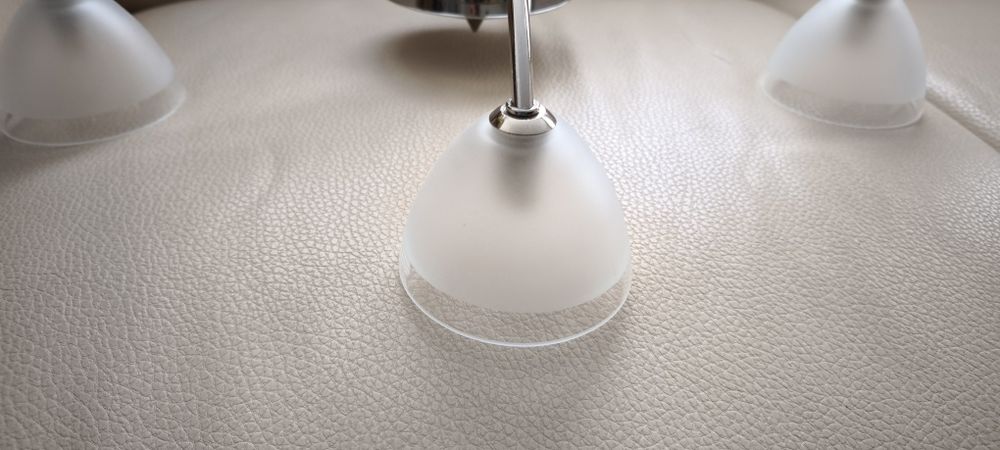 Полилей с пет крушки.
Перфектно състояние, неразличим от нов.
Комплект