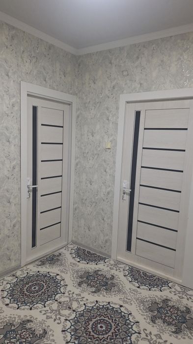 Квартира сотилади 5мик 1этаж 3хоналик