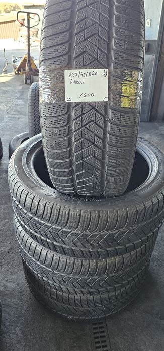 255 45 R 20 Pirelli Iarna