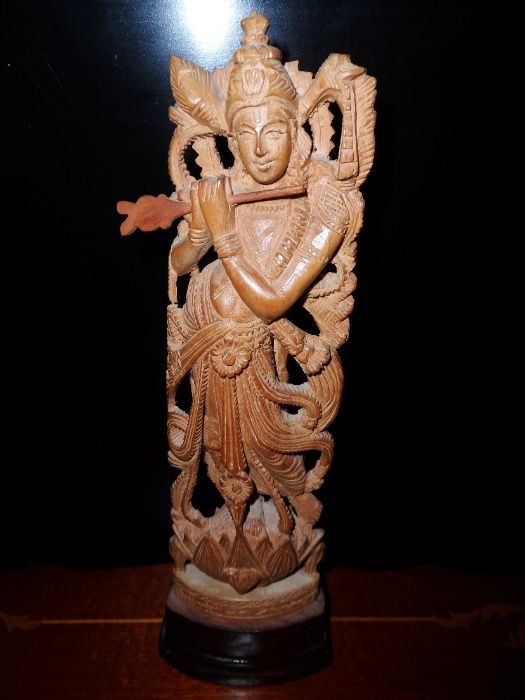 Sculptură manuală vintage în lemn de santal. Zeul hindus Krishna.