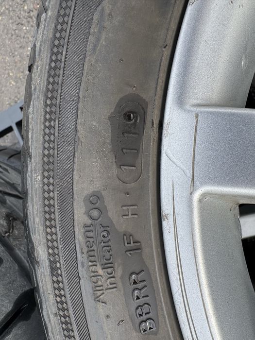 Продавам Джанти с гуми от Шкода Йети в добро състояние!