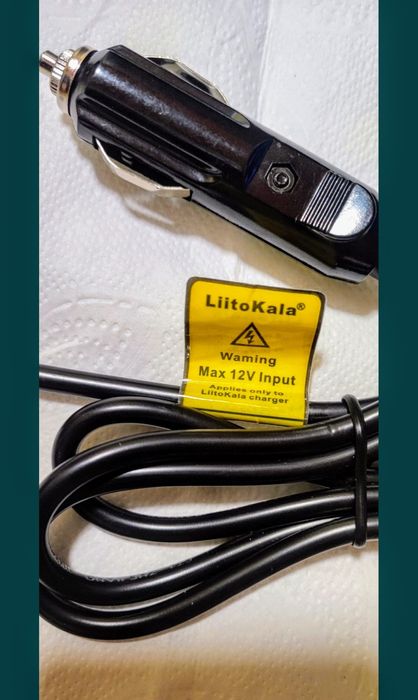 Încărcător auto 12v Liitokala