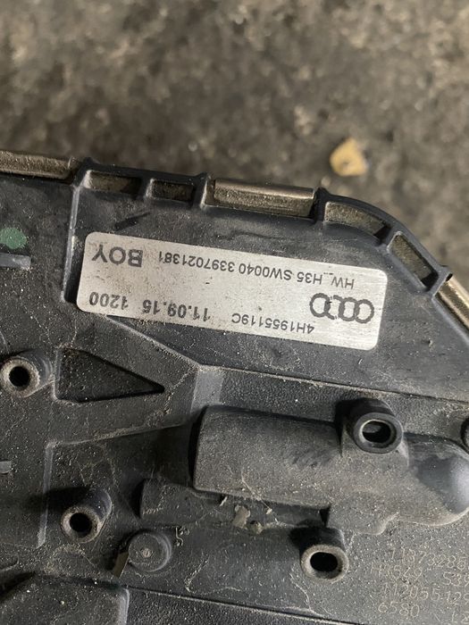 Моторче с механизъм за чистачки ауди а8 д4 a8 d4
