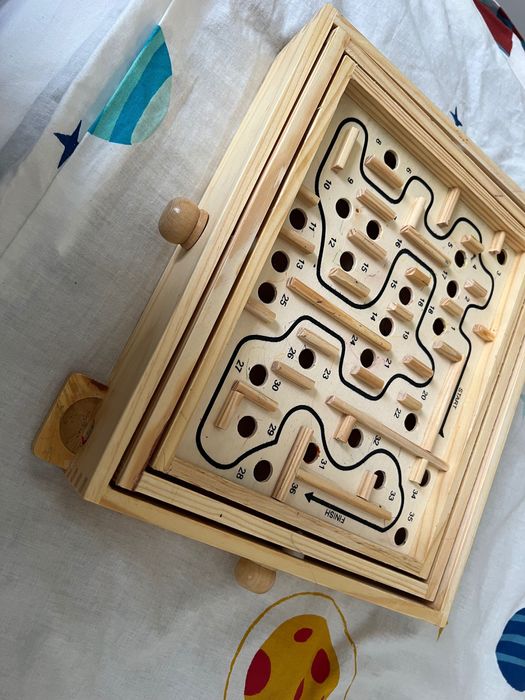 Играчка Дървен лабиринт