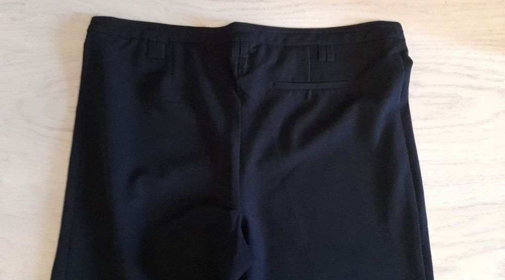 pantaloni eleganti negrii
