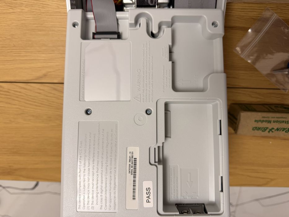 Programator rainbird ESP-ME3 (10 zone) pana la 22 zone