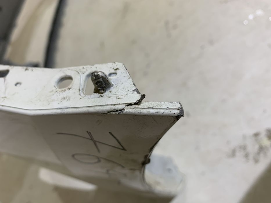 Bara fata Skoda Fabia 3, 2014, 2015, 2016, 2017, 2018, cod origine OE 6V0807221.