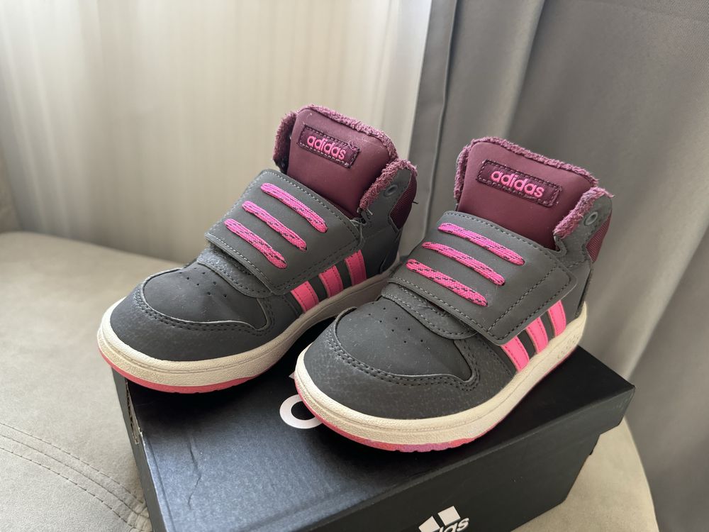 Топли боти Adidas
