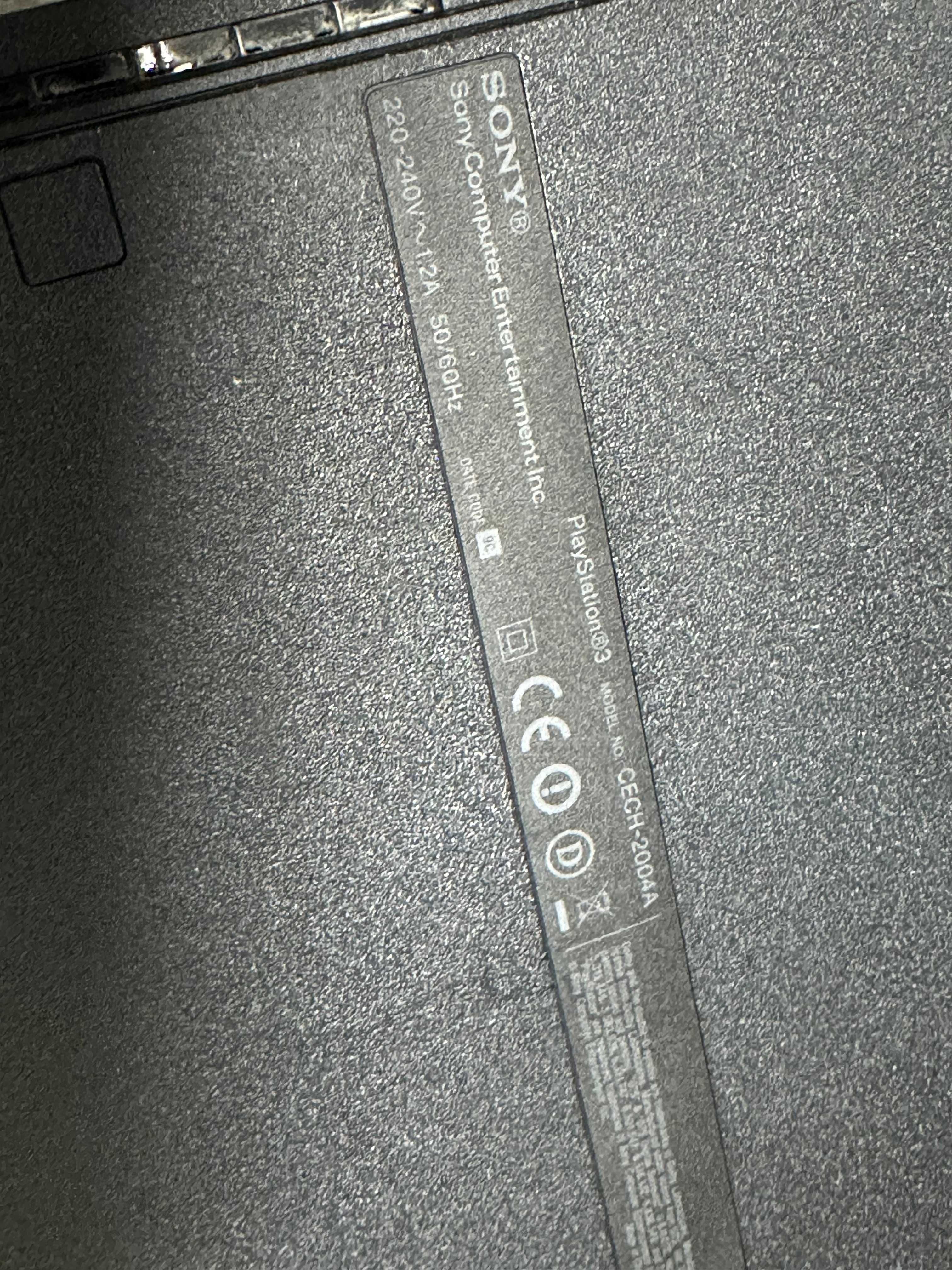 SONY  PS3 PlayStation 3 Slim с джойстик и качени игри 160G хард