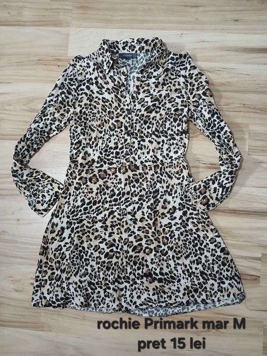 Haine dama,in stare foarte buna