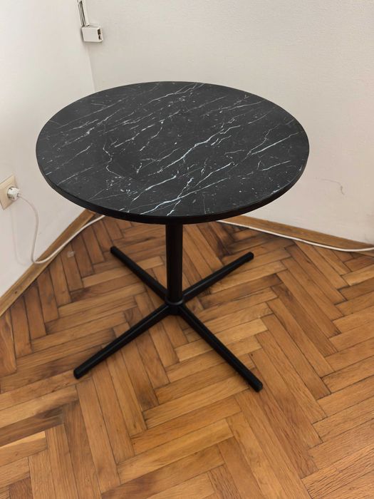 Маси за заведение