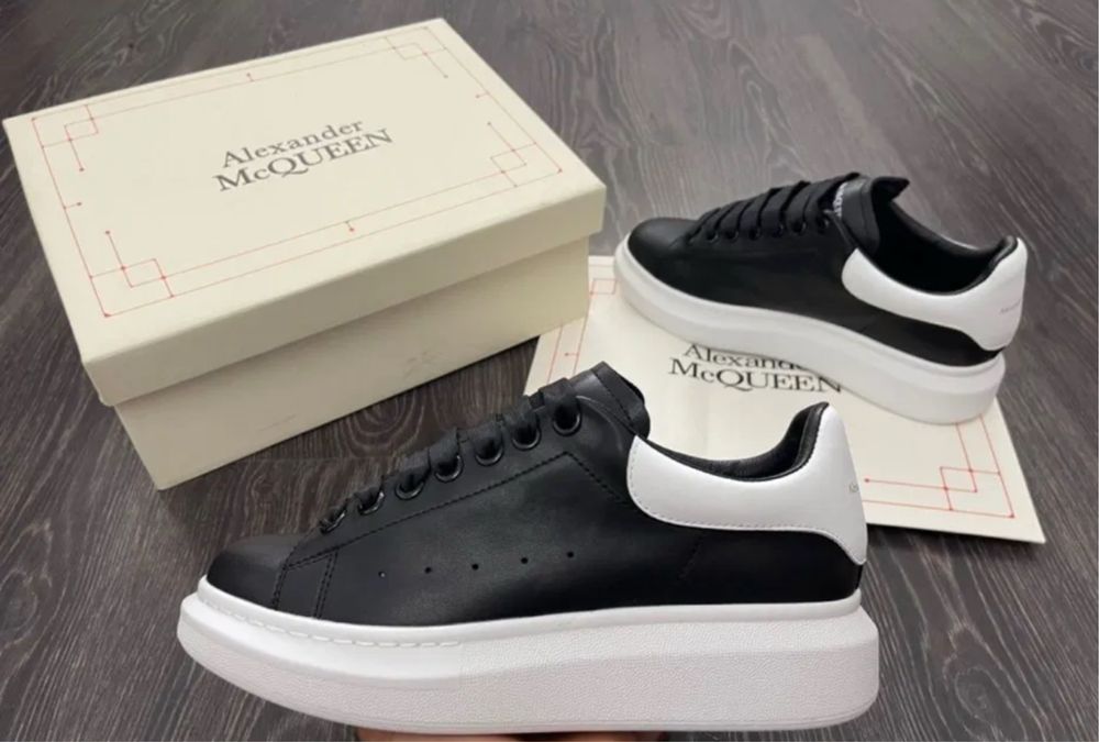 Adidasi Alexander Mcqueen albi negri piele naturala
