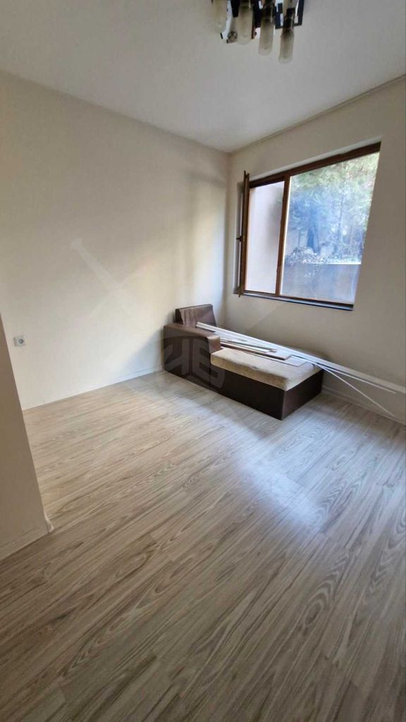 Продава се Тристаен апартамент в Асеновград - 90 кв.м за 1200 €/кв.м - Снимка #7