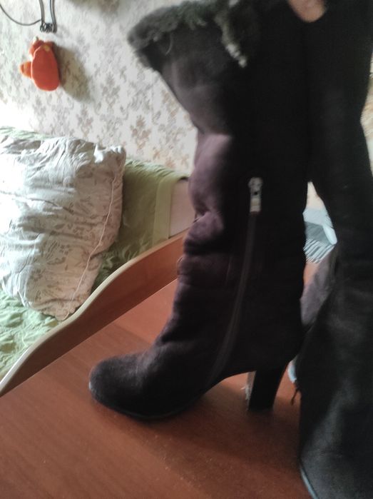 Продам полуботинки демисезонные и сапоги зимние