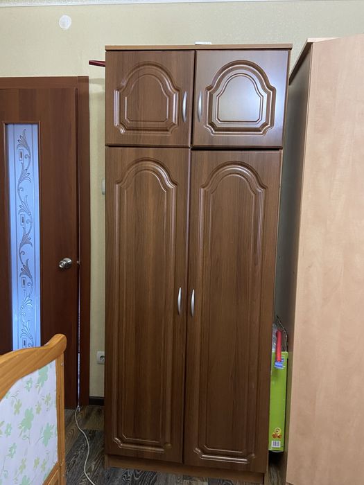 Шкаф плательный двухстворчатый