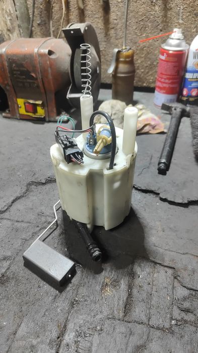 Топливный модуль w203