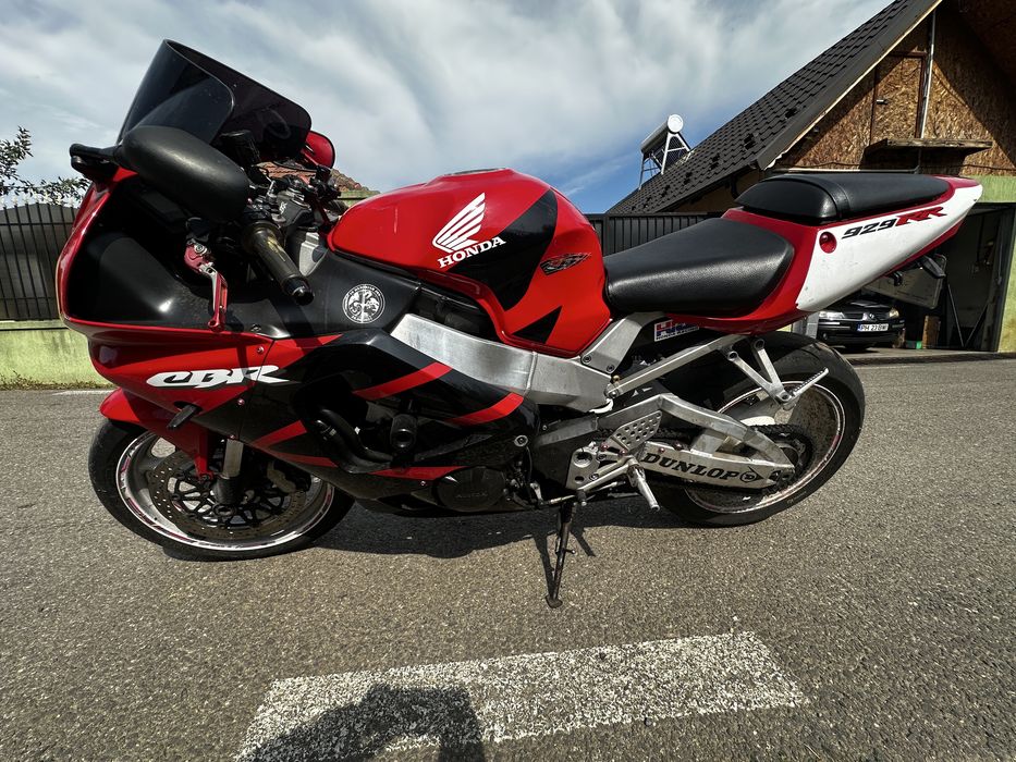 honda cbr 929 fireblade