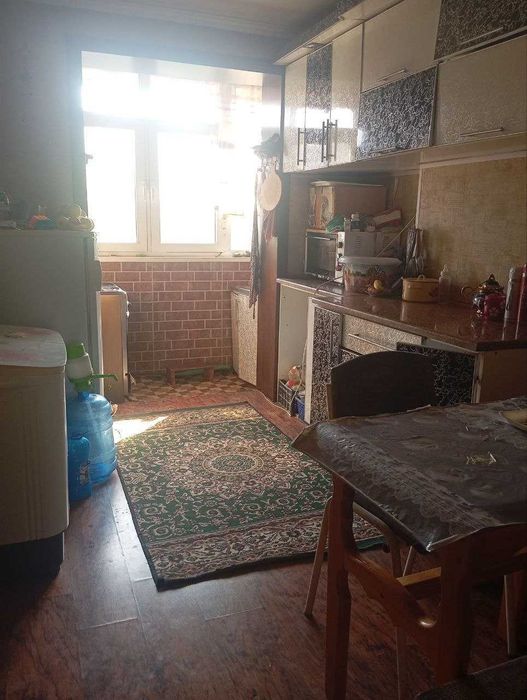 3х комнатная квартира на 3 этаже на районе Саттепо