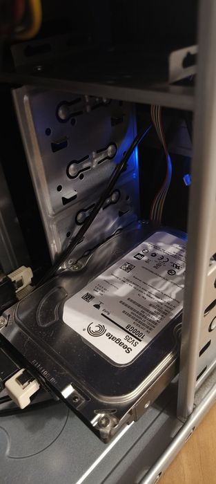 PC Gaming i5-4460 / GTX 750 Ti / 16GB DDR3 Fury / 1TB / Sursă 550W – o