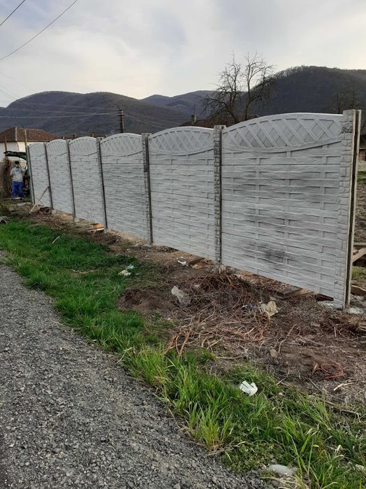 gard din placi de beton