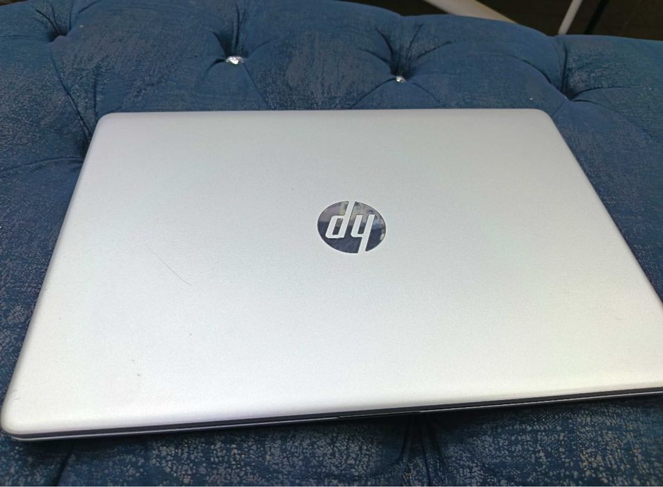 Sotiladi: HP 250 G8 Noutbuk(sensor ishlaydi)