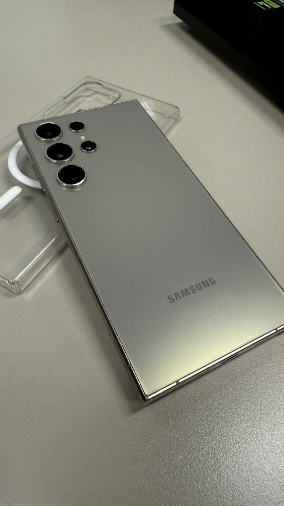 Samsung Galaxy S24 Ultra 12/256 Titanium