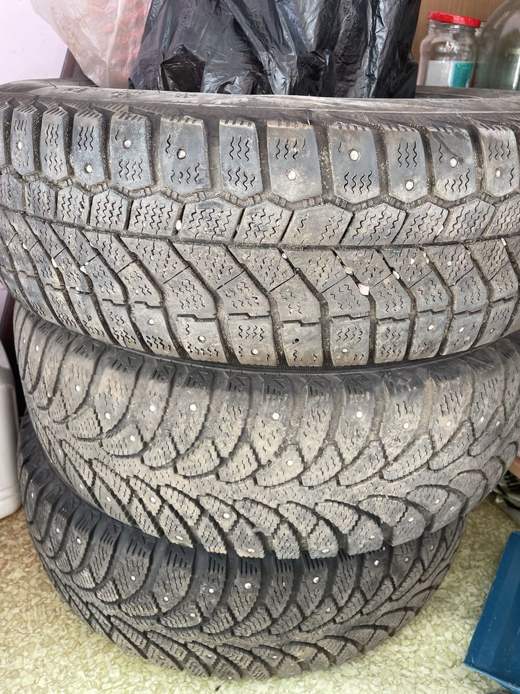 Зимние шины с дисками 175/65 R14