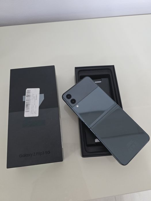 Samsung Z flip 3 / 254 gb Memorie / 8gb RAM