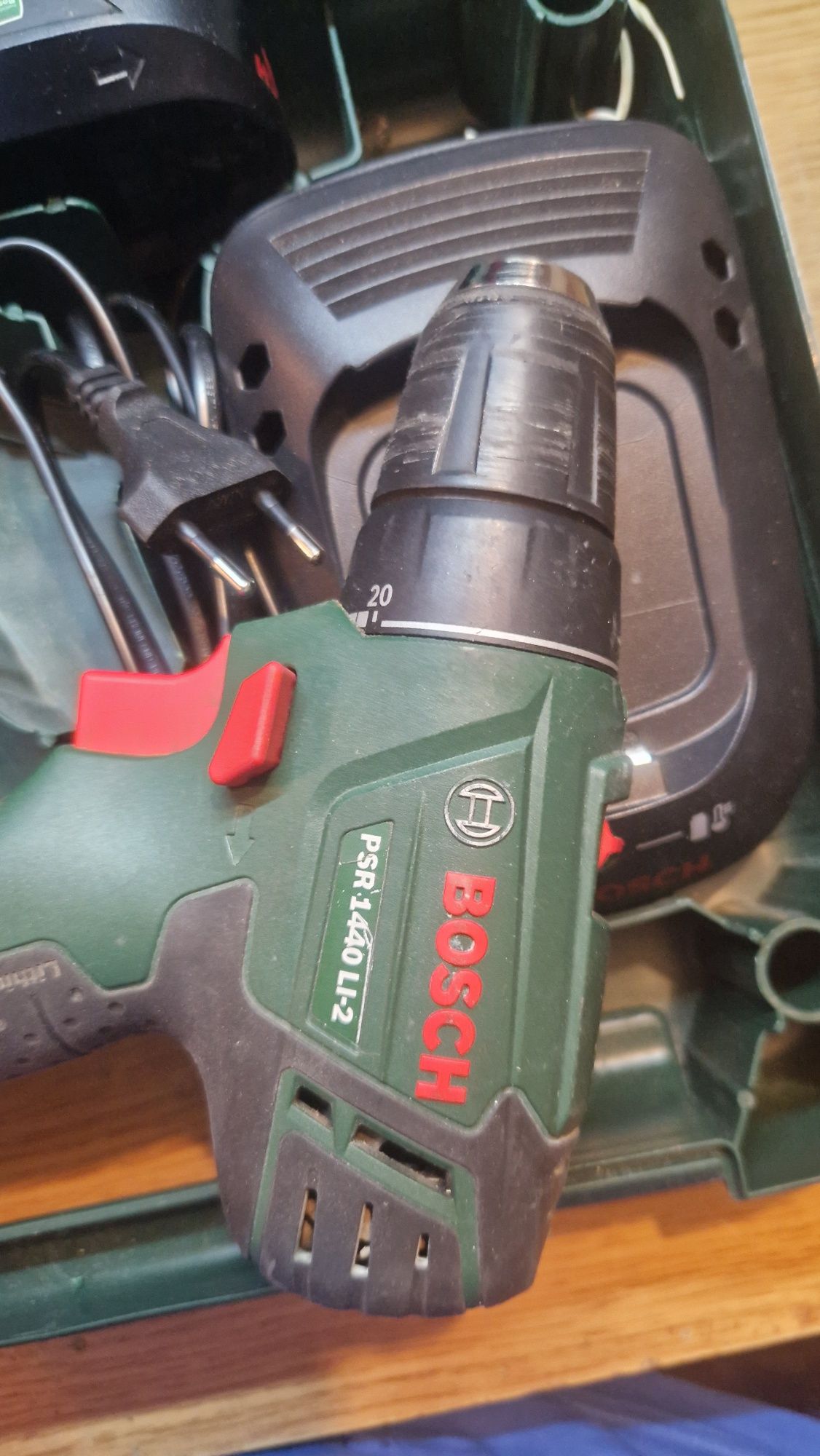 Bosch акумулаторен винтоверт