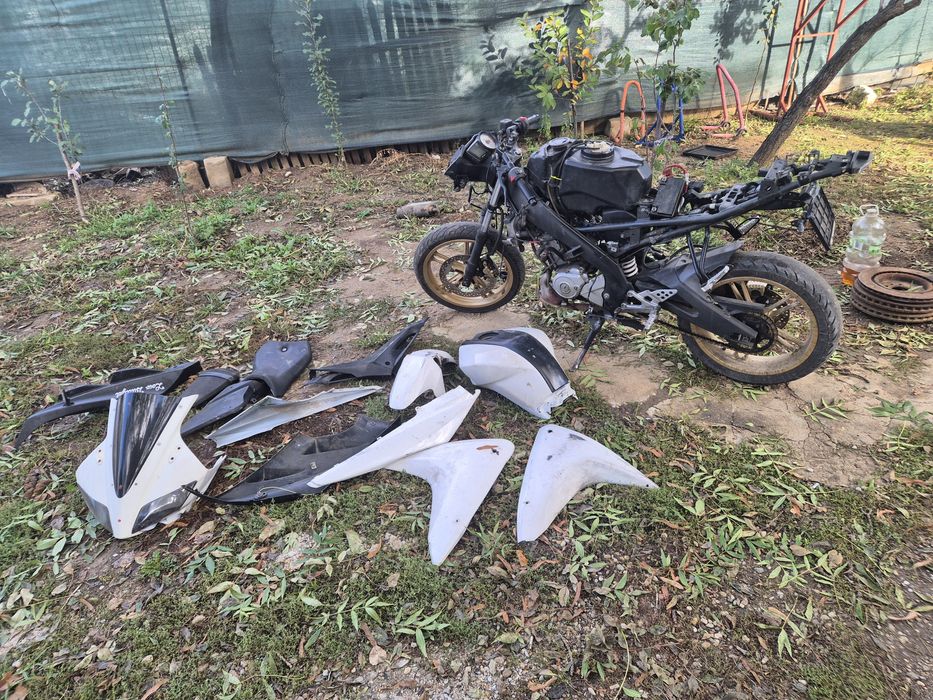 Yamaha yzf 125 piese/motor functional