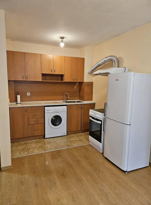 Дава се под наем Двустаен апартамент в Варна, Трошево - 50 кв.м за 400 € - Снимка #1