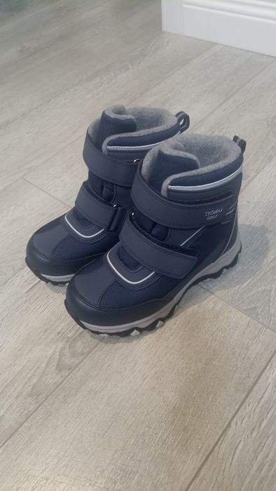 Детские ботинки зимние. На мальчика