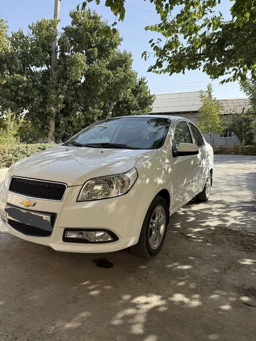 Nexia 3 Sotiladi Kraska toza Propan qoʻyilgan Megicar bor