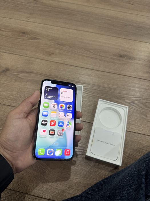 айфон 12 128ГБ акб 78%