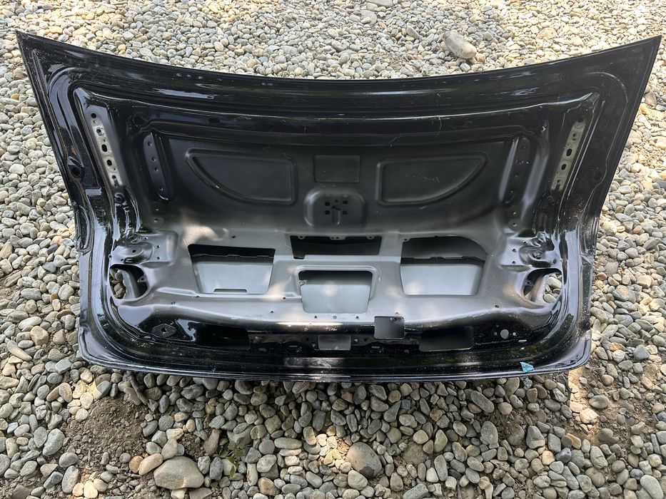 Hayon.capotă portbagaj mercedes e class w212.