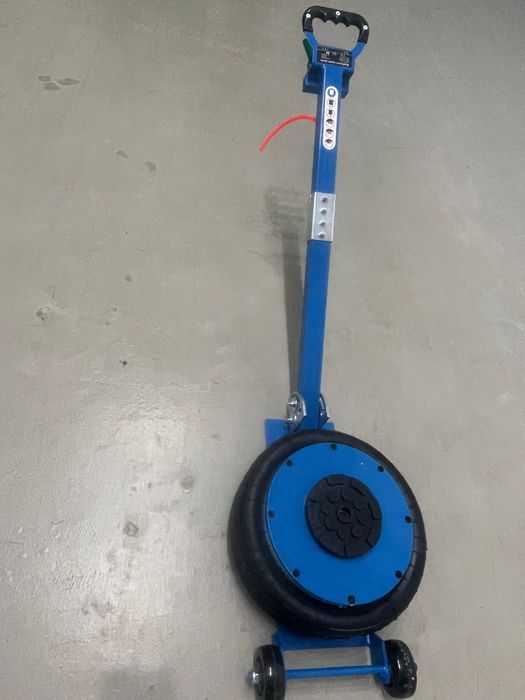 Cric auto pe aer de 3t și de 5t