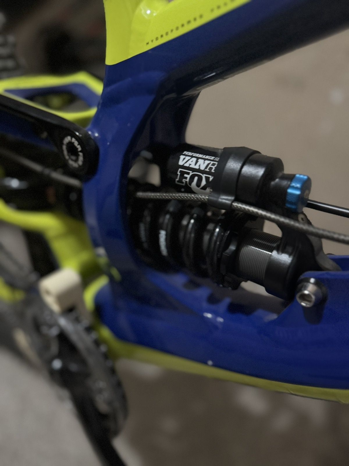 Specialized demo 8