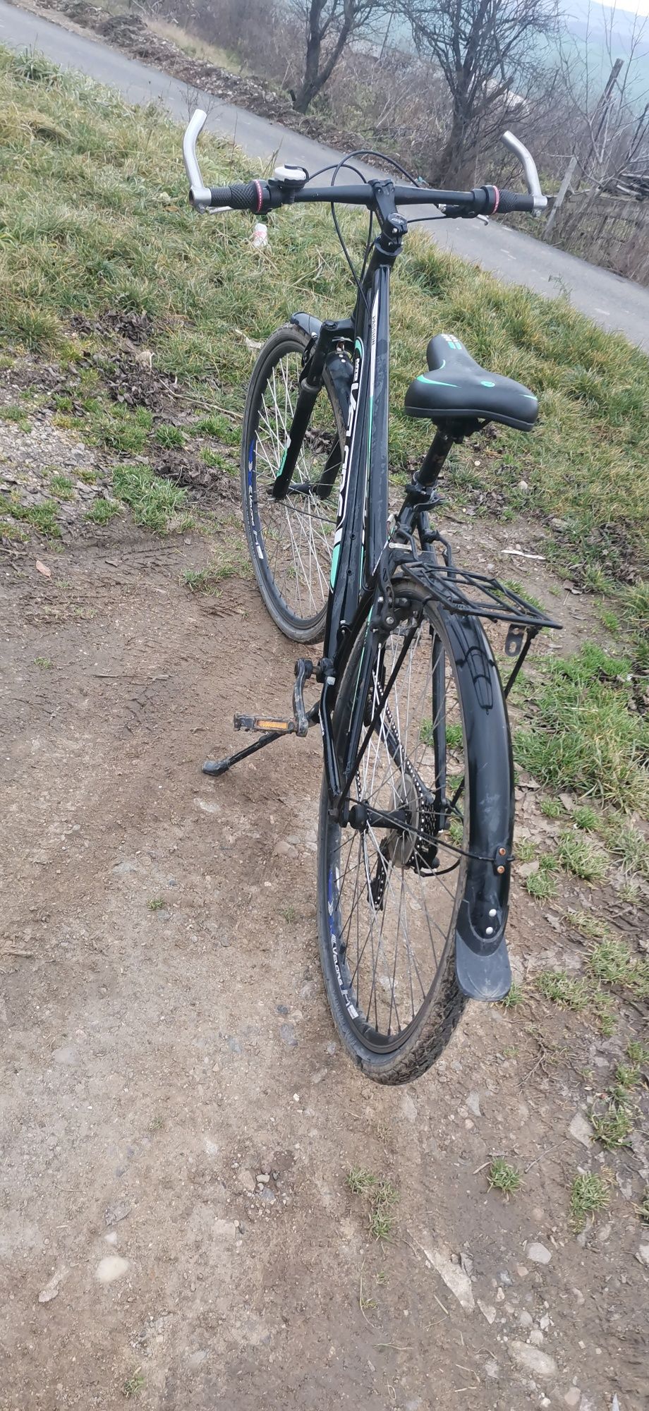 Vând bicicleta sport