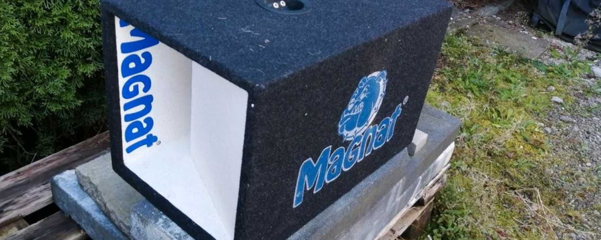Субуфер "Мagnat" с усилвател "Hifonics"