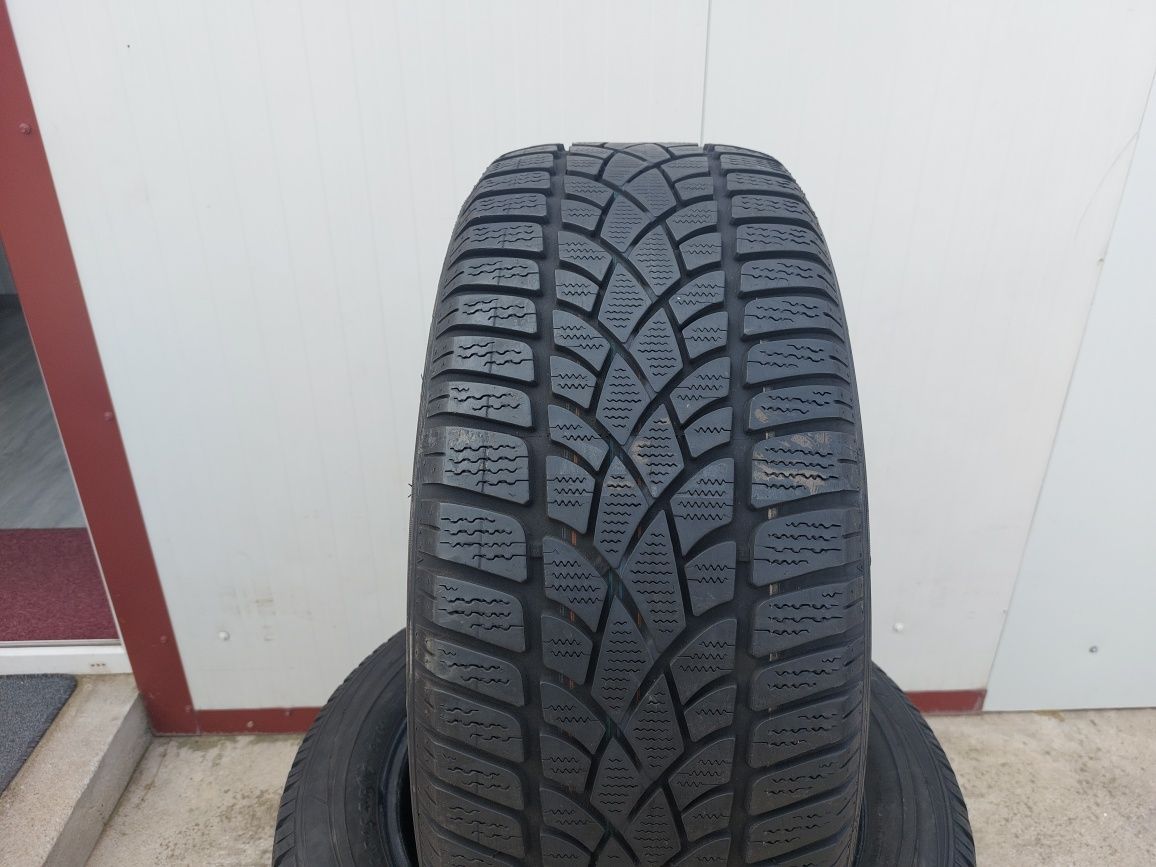 125 lei bucata! Set anvelope M+S/IARNA 225 55 17 Dunlop
