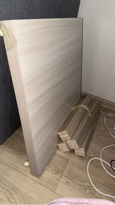 Продаю журнальный столик за 4000