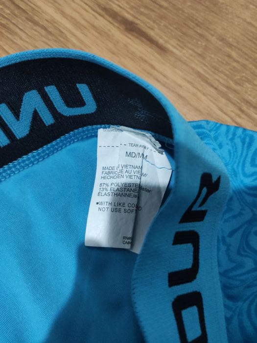 Pantaloni scurți de damă Under mărimea M