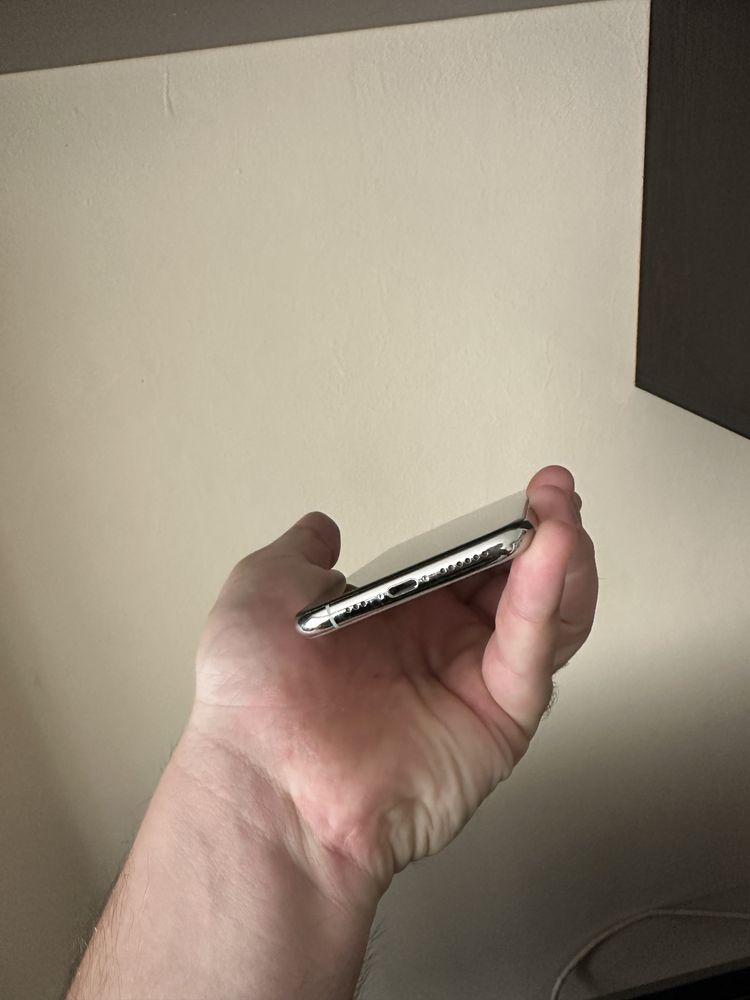 Iphone 11 pro 64 gb 87%
