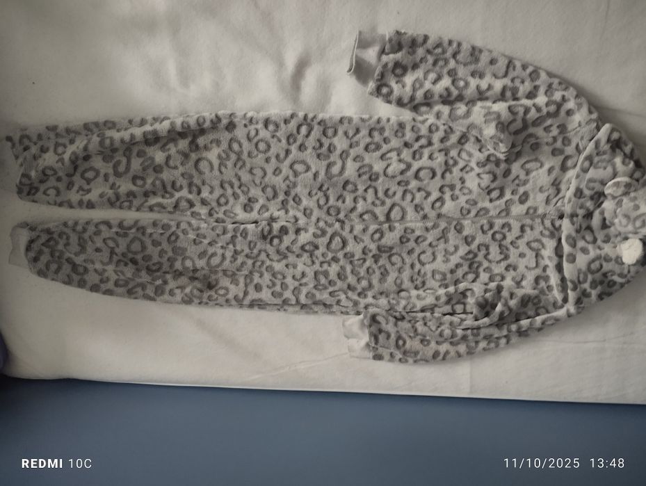 Детски дрехи, комплекти,дънки и анцузи