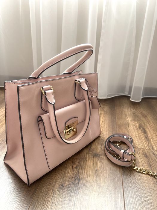 Средна кожена чанта MICHAEL KORS