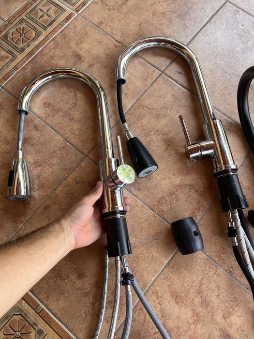Robinete/ baterii profesionale bucatarie, baie flexibile